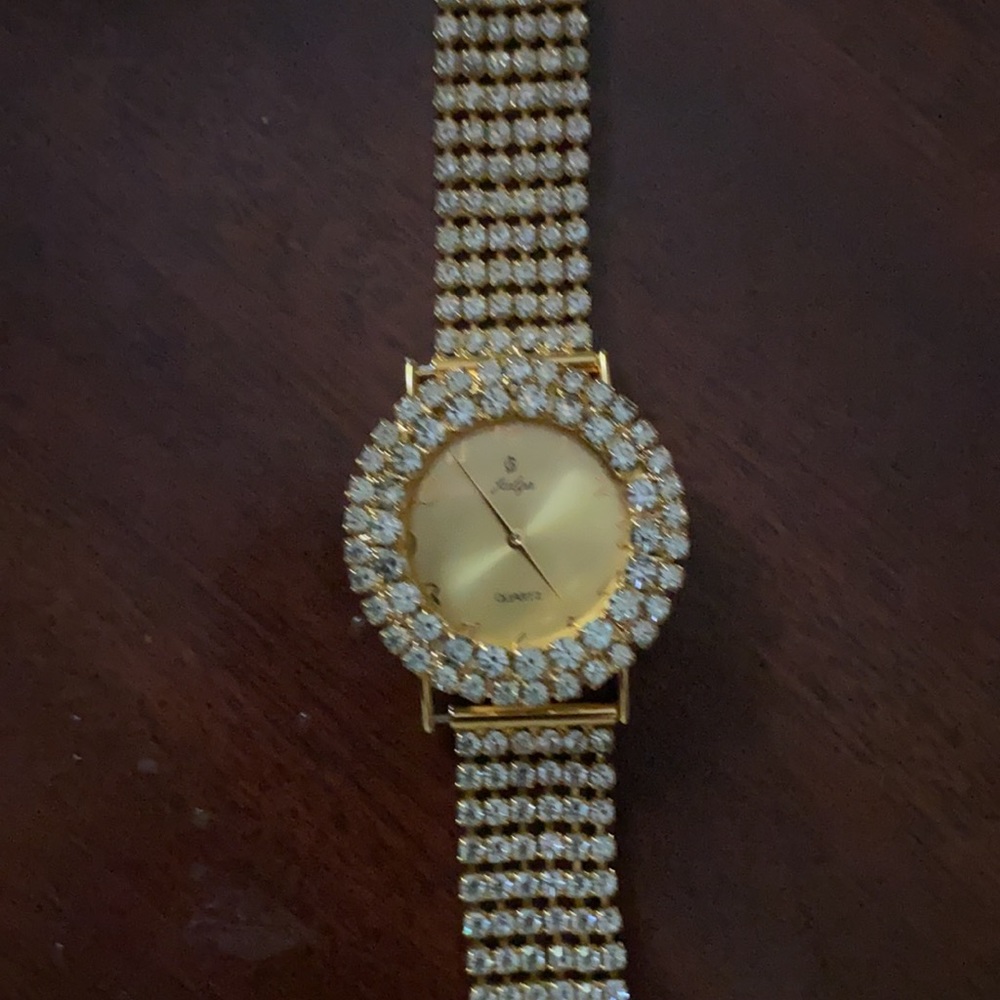 Half’s Watch - Picture 2 of 3